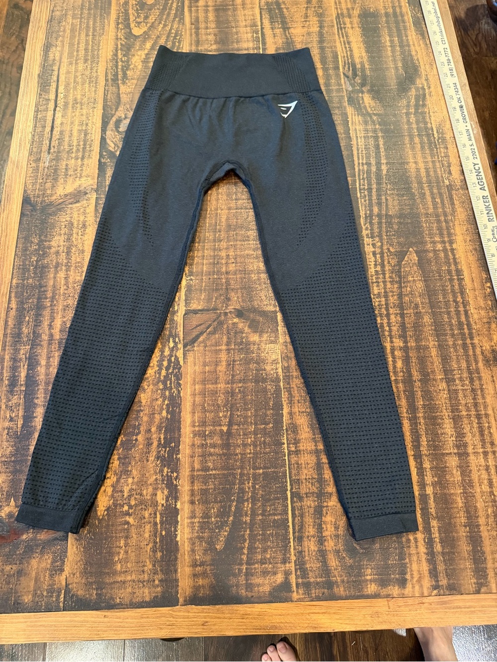 Gymshark Black Seamless High-Rise Leggings with Vent Panels